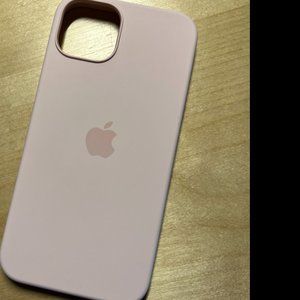 Apple iPhone 13 Silicone Case with MagSafe - Chalk Pink